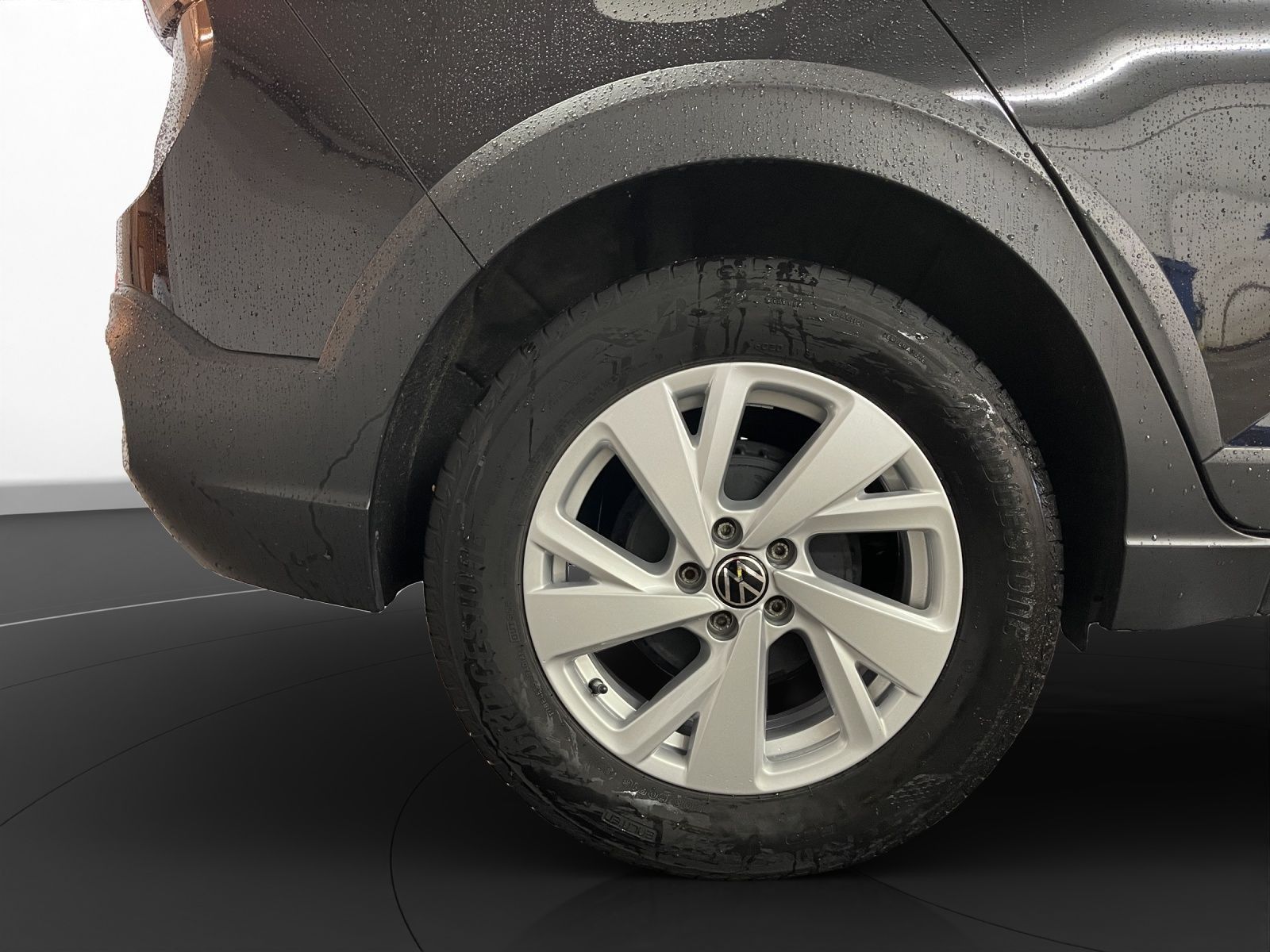 Volkswagen Taigo 1.0 TSI Life - Samsaru's Car Outlet