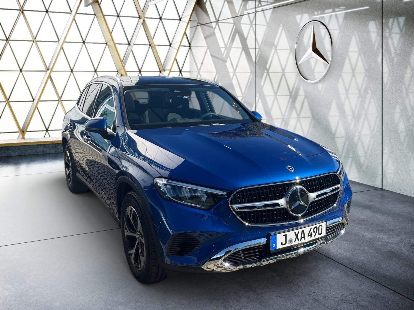 Mercedes-Benz GLC 220 d 4MATIC Avantgarde StHz*AHK*Pano*Memory