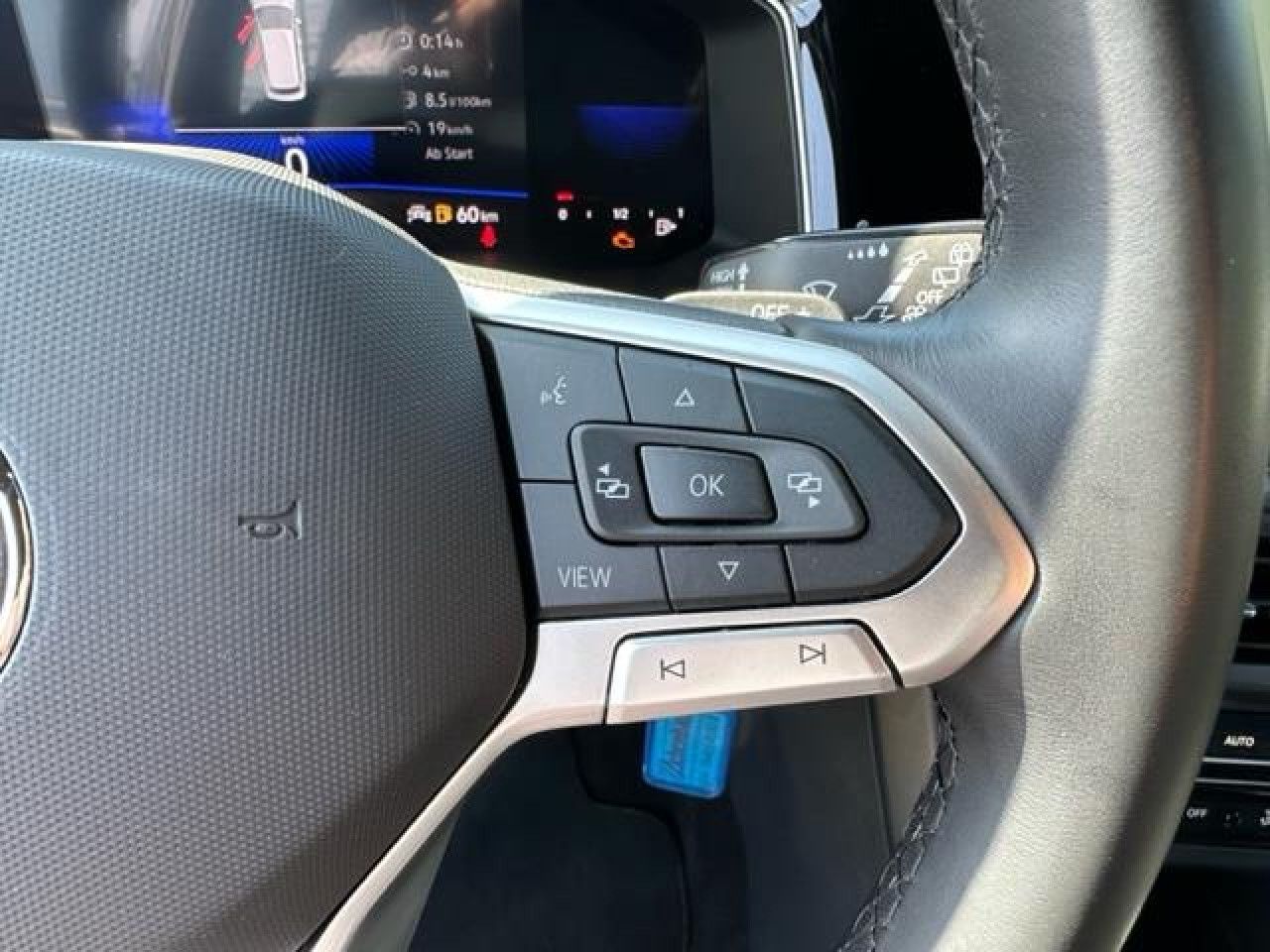 Volkswagen Taigo R-Line 1.0 TSI DSG - Samsaru's Car Outlet
