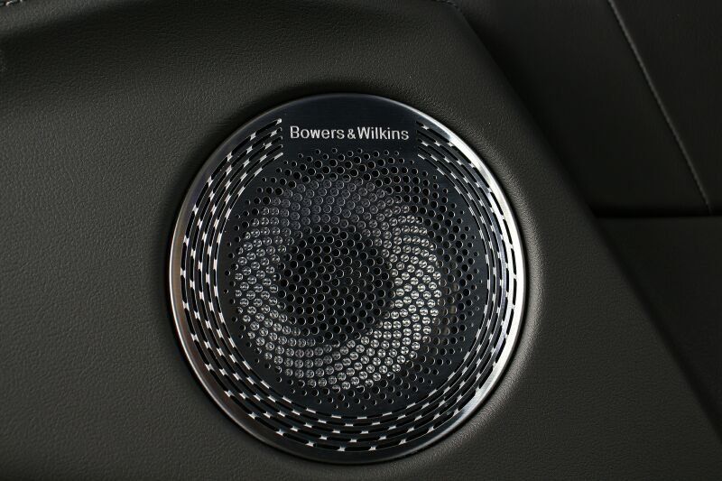 BMW XM 50e NP 152539.- AHK Massage ACC Park+ B&W HuD