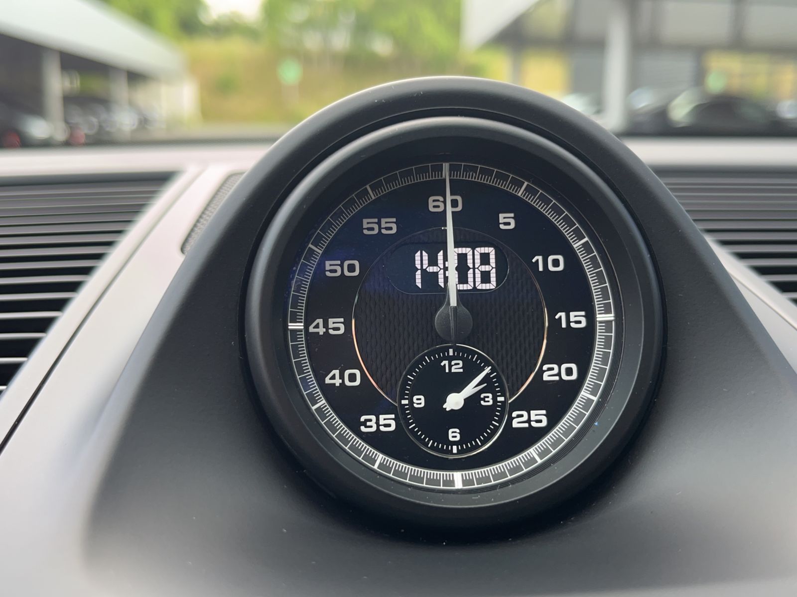Porsche Macan S - Samsaru's Car Outlet