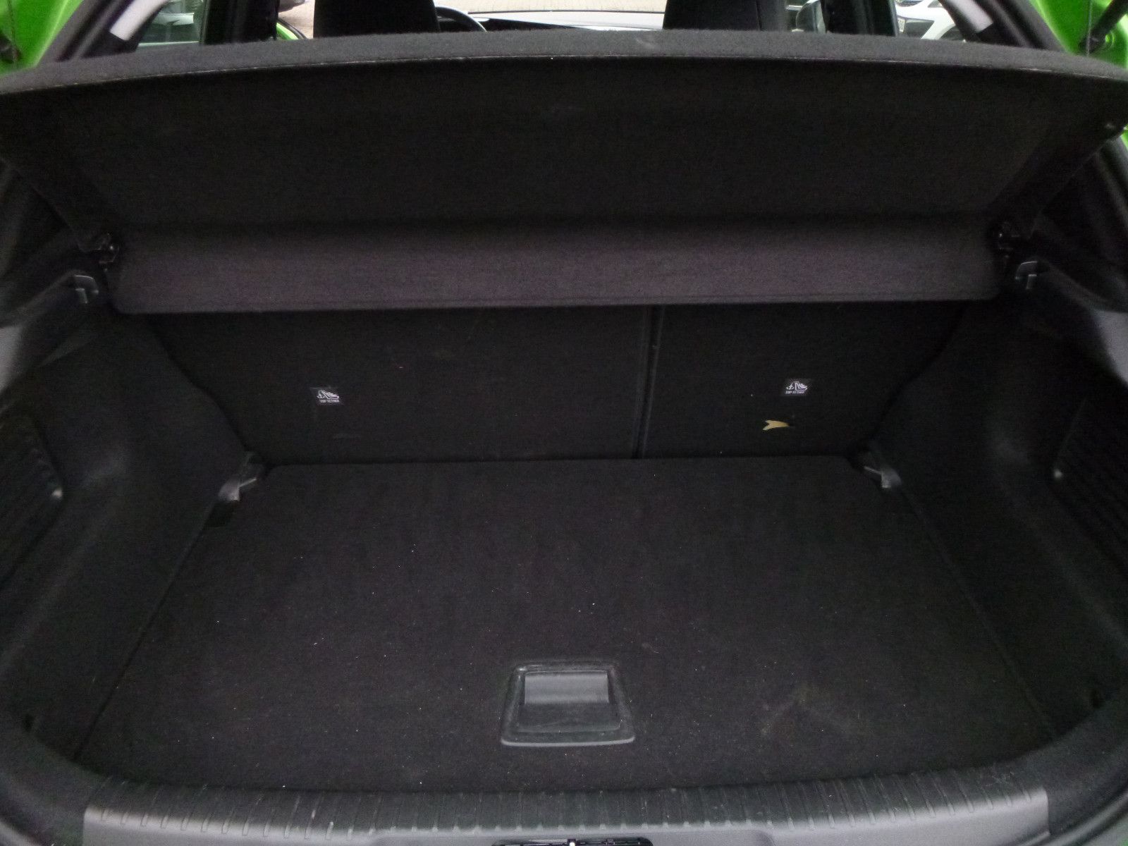 Opel Mokka-e Elegance - Samsaru's Car Outlet
