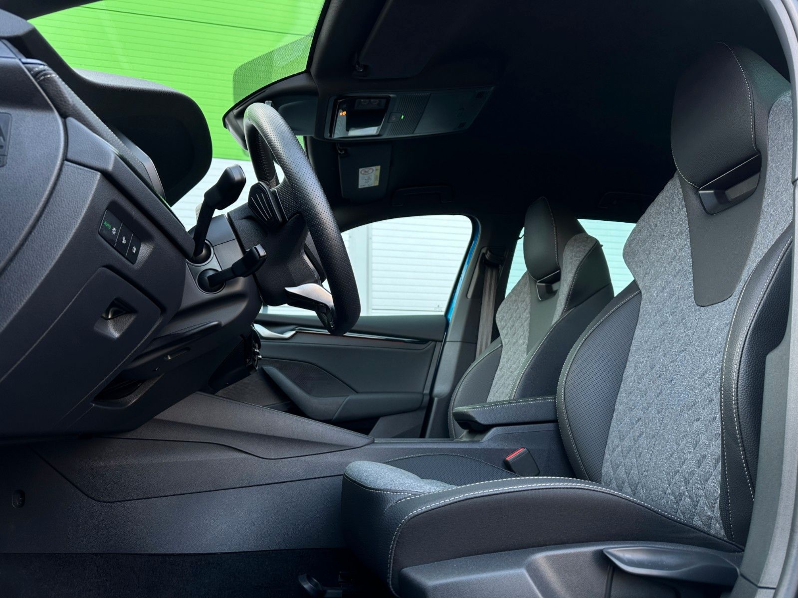 Skoda 2.0TSi 4x4 Sportline NAVI KAMERA eHK LM18"AHK
