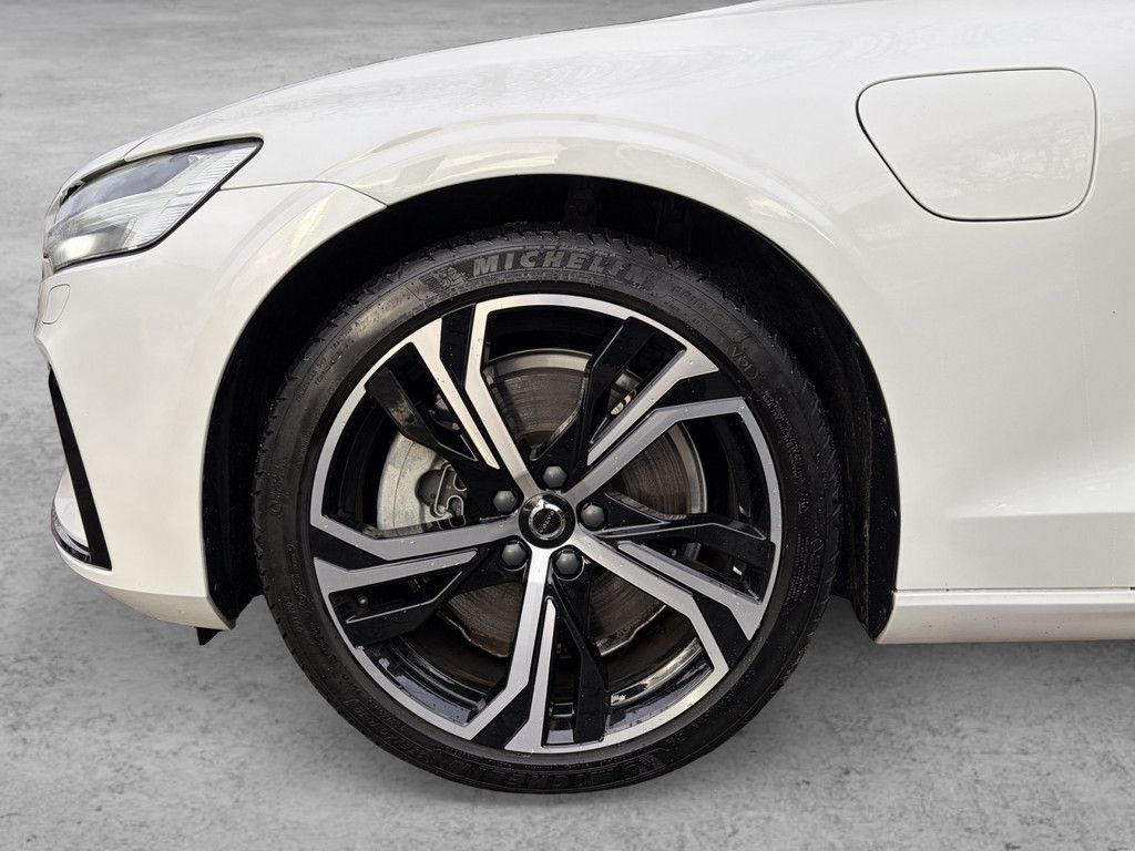 Volvo V60 T8 AWD Geartronic Recharge Plug-In Hybrid