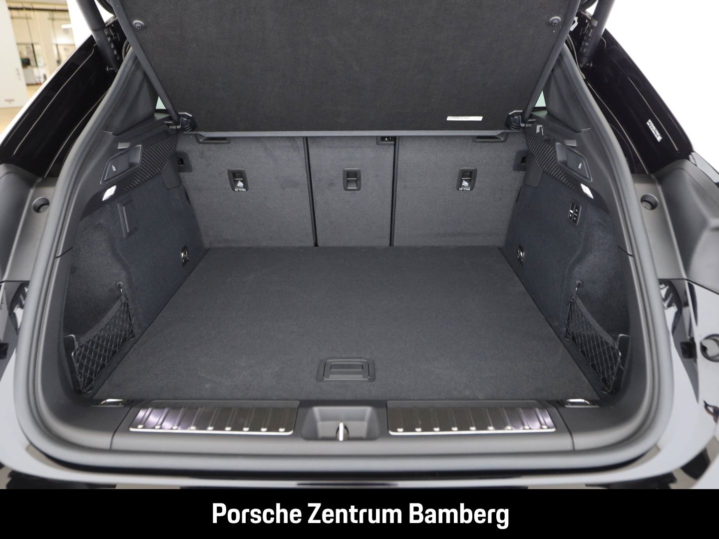 Porsche Macan Turbo/ 22 Zoll/ Sitzbelüft./ Matrix/ Head