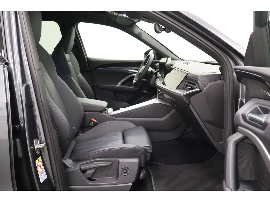 Audi Q5 2.0 TDI quattro S-line S-tronic,Navi,LED,AHK