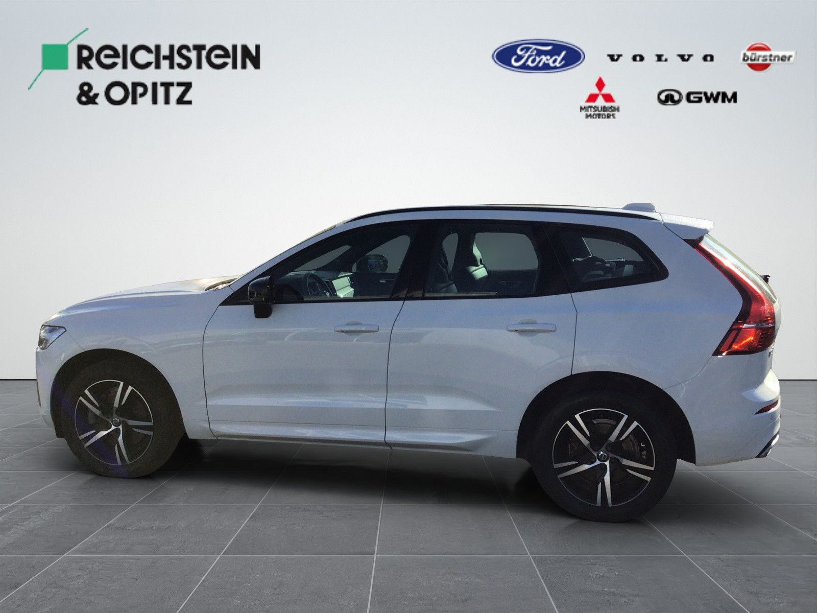 Volvo XC60 B5 AWD R Design - Samsaru's Car Outlet