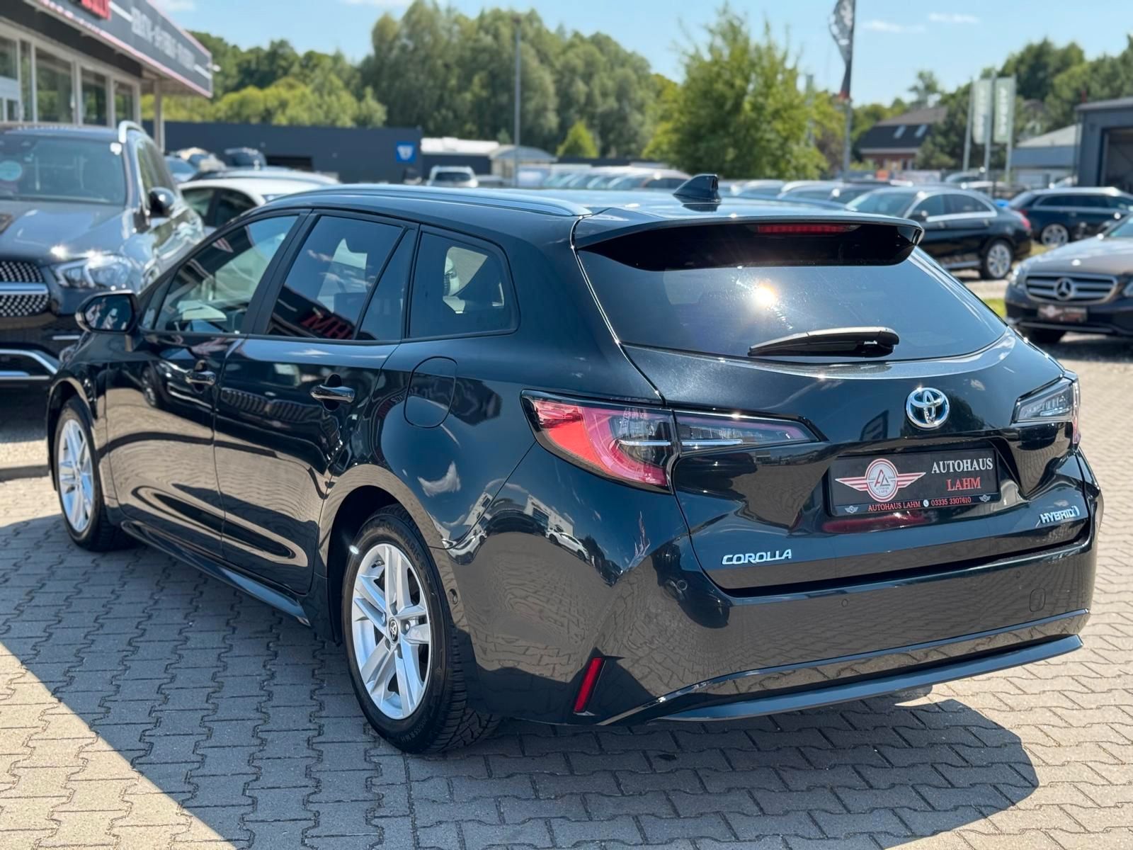Toyota Corolla Touring Sports Hybrid Business Edition - Samsaru's Car Outlet