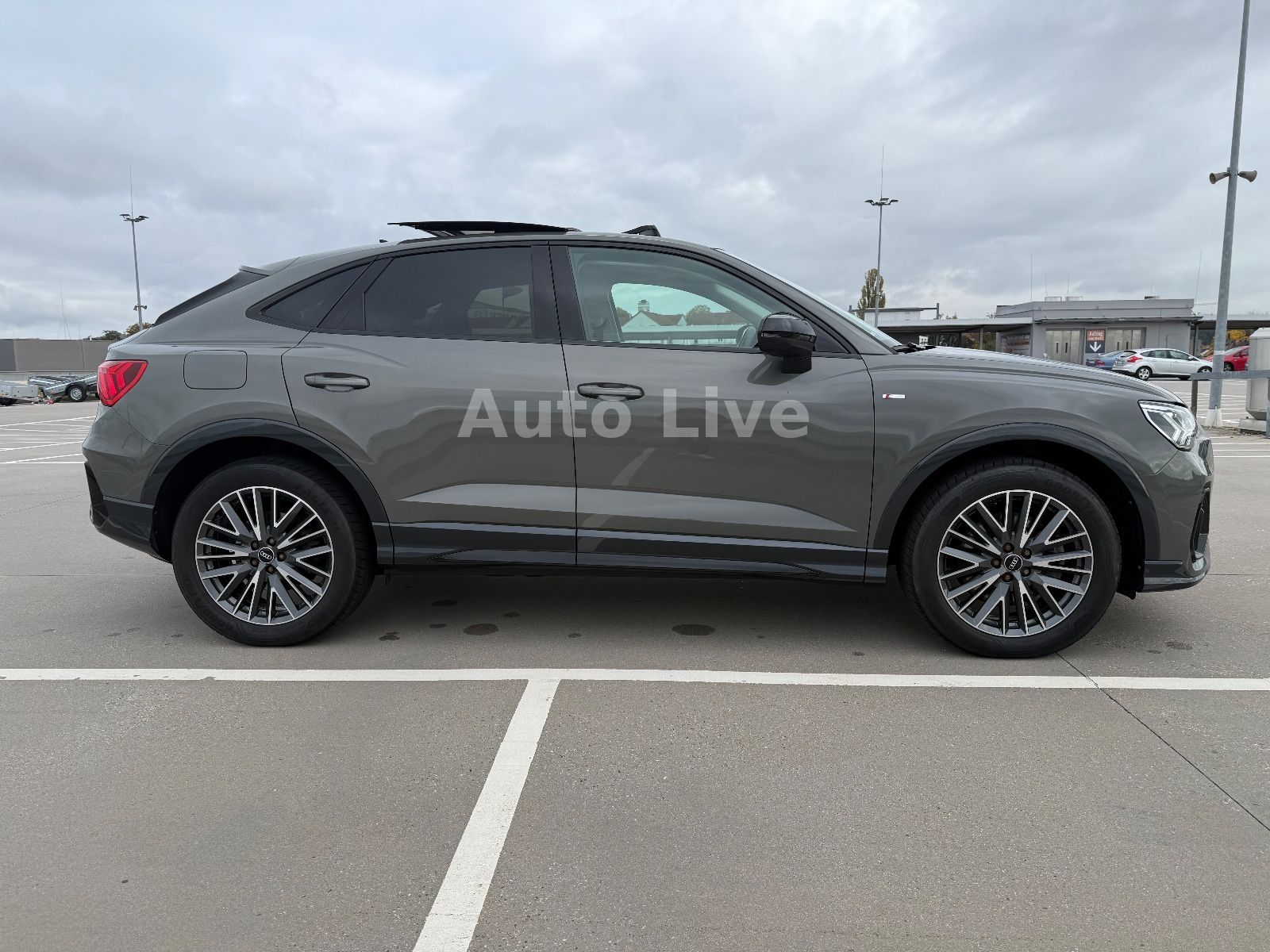Audi Q3 Sportback 45 TFSI qu*S LINE*PAN*VIR*MATRI*360