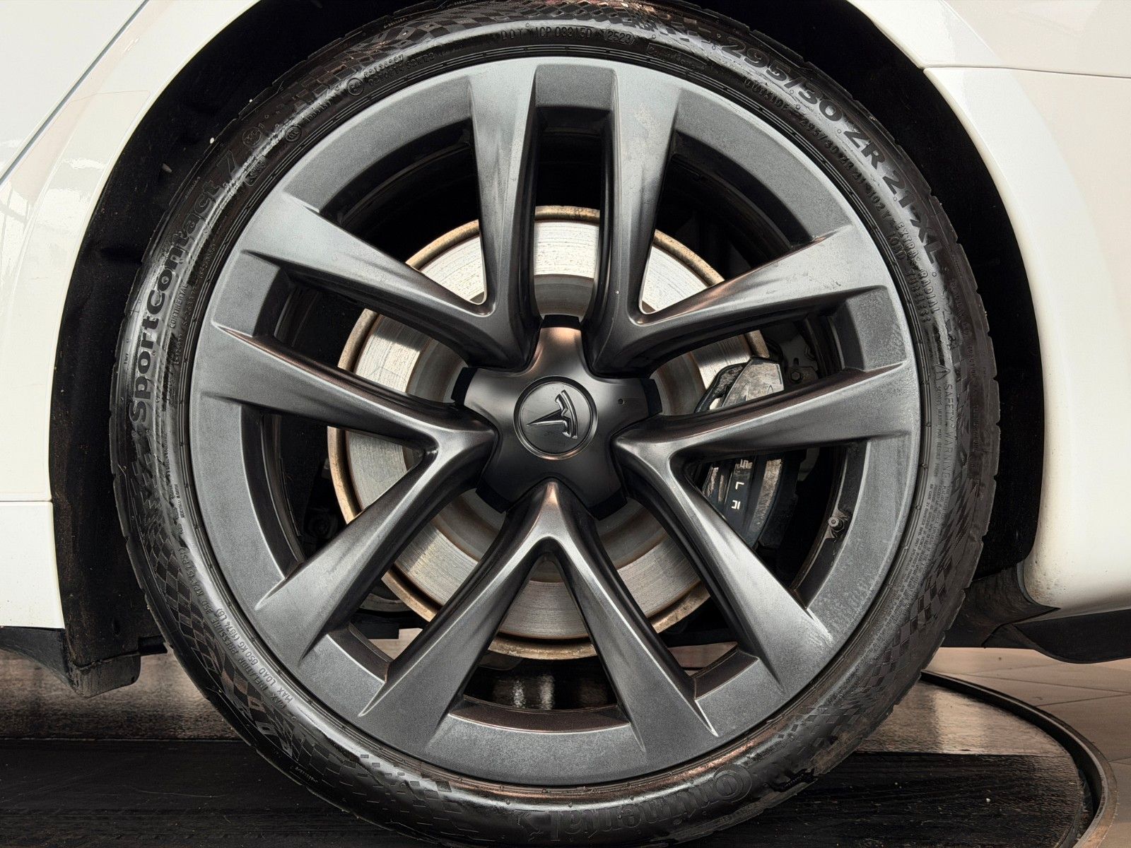 Tesla Model S Plaid AWD Yoke FSD-Autopilot Pano Sbel