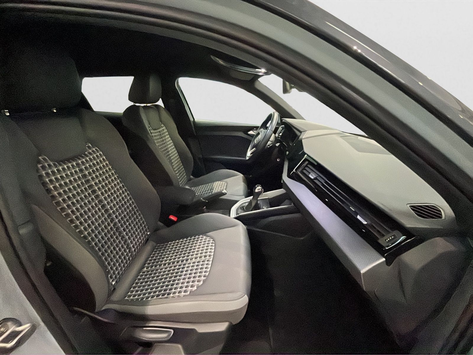 Audi A1 Sportback allstreet 1.0 TFSI s-tonic, LED, vi