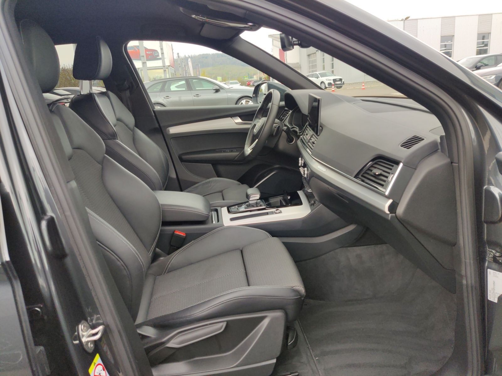 Audi Q5 40 TDI q. S-Tronic S-Line, AHK, ACC, Ambiente