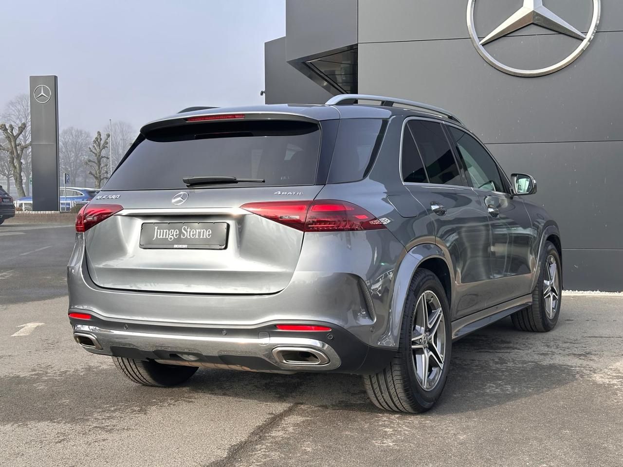 Mercedes-Benz GLE 580 4M AMG Pano AHK Burmester Distronic 360