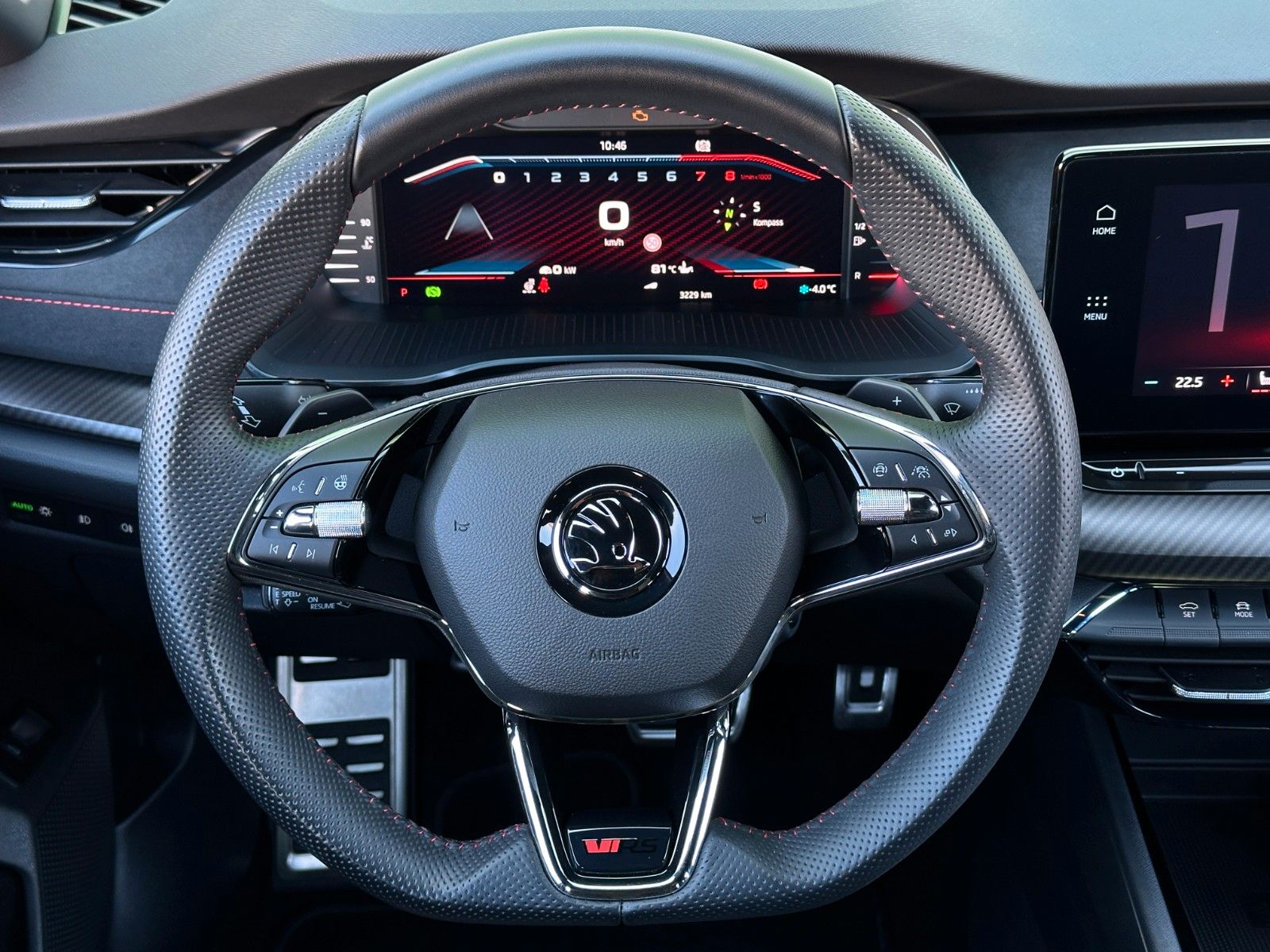 Skoda Octavia Combi RS 2.0TSi DSG - Samsaru's Car Outlet