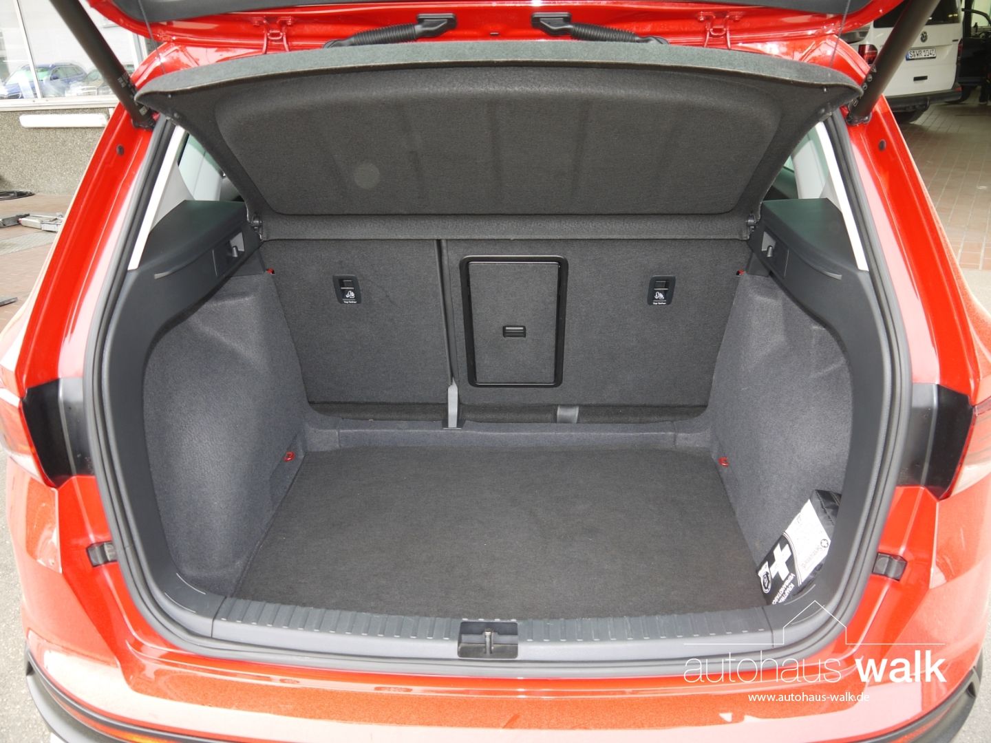 Seat Ateca 2.0 TDI DSG Xperience NAVI Beats AHK LED R