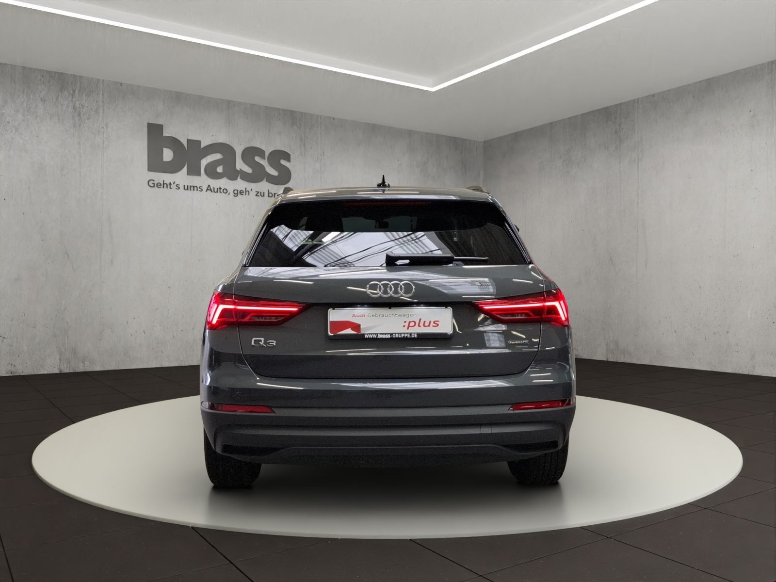 Audi Q3 40 TDI quattro - Samsaru's Car Outlet