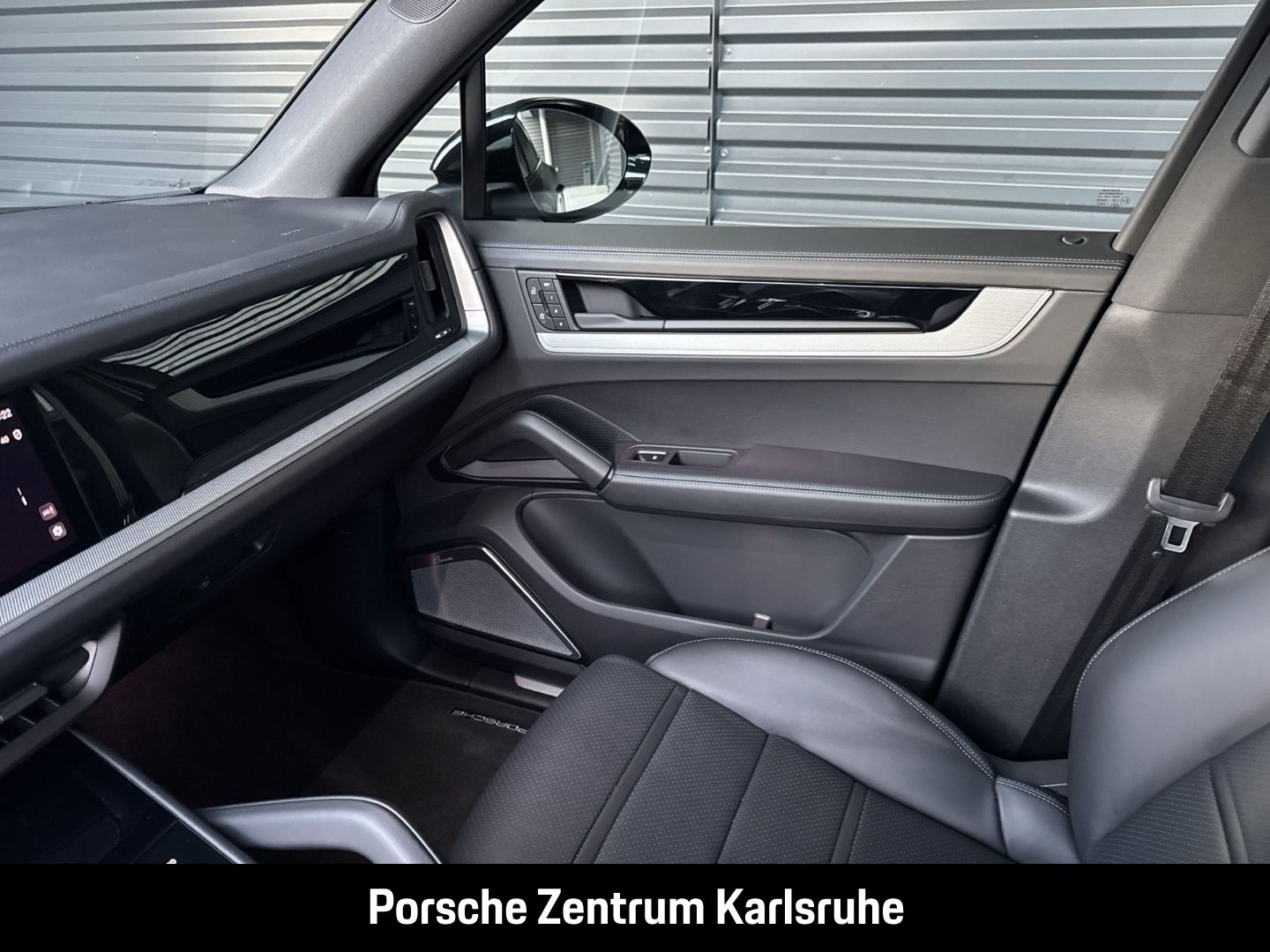 Porsche Cayenne E-Hybrid Burmester Luftfederung LED