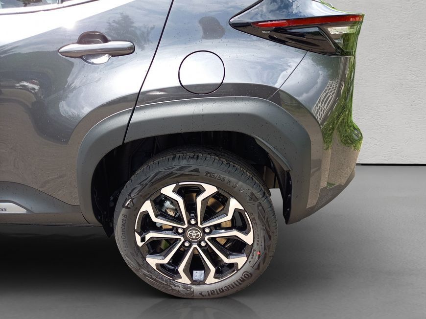 Toyota Yaris Cross Teamplayer Safety-Paket Winter-Paket