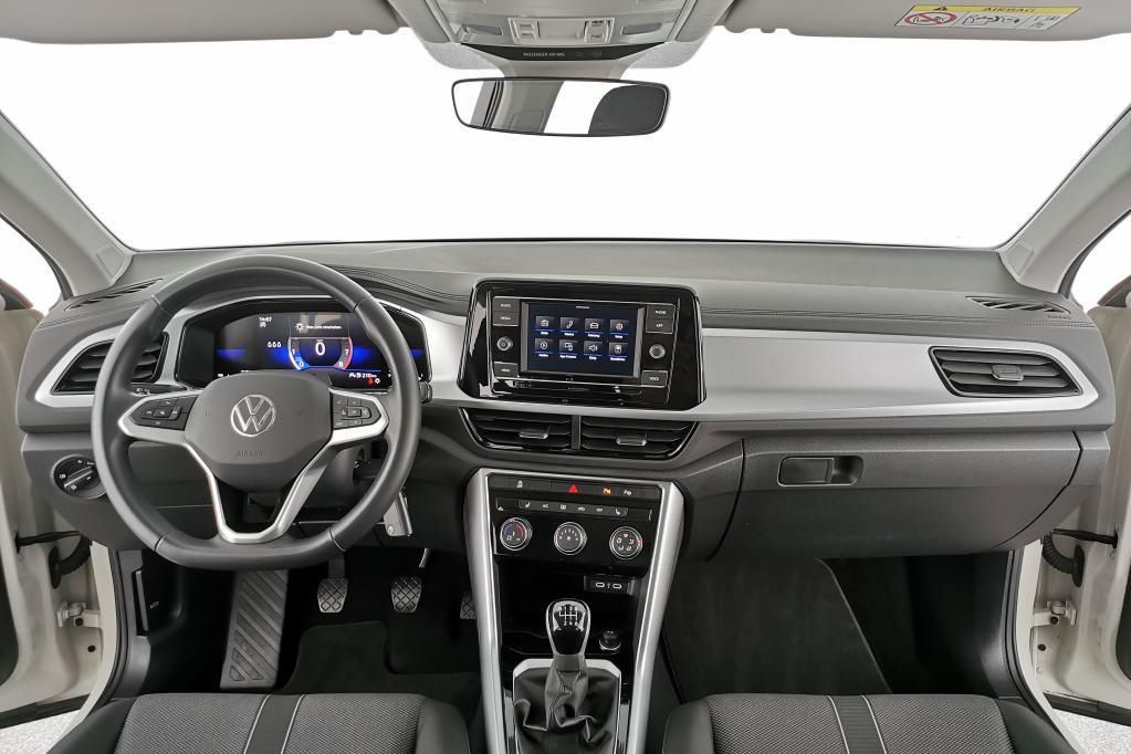Volkswagen T-Roc 1.0 TSI - Samsaru's Car Outlet