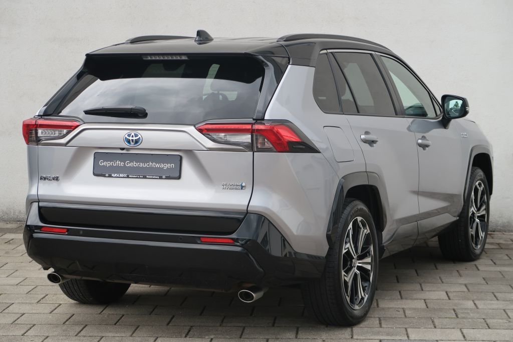 Toyota RAV 4 Plug-in-Hybrid - Samsaru's Car Outlet