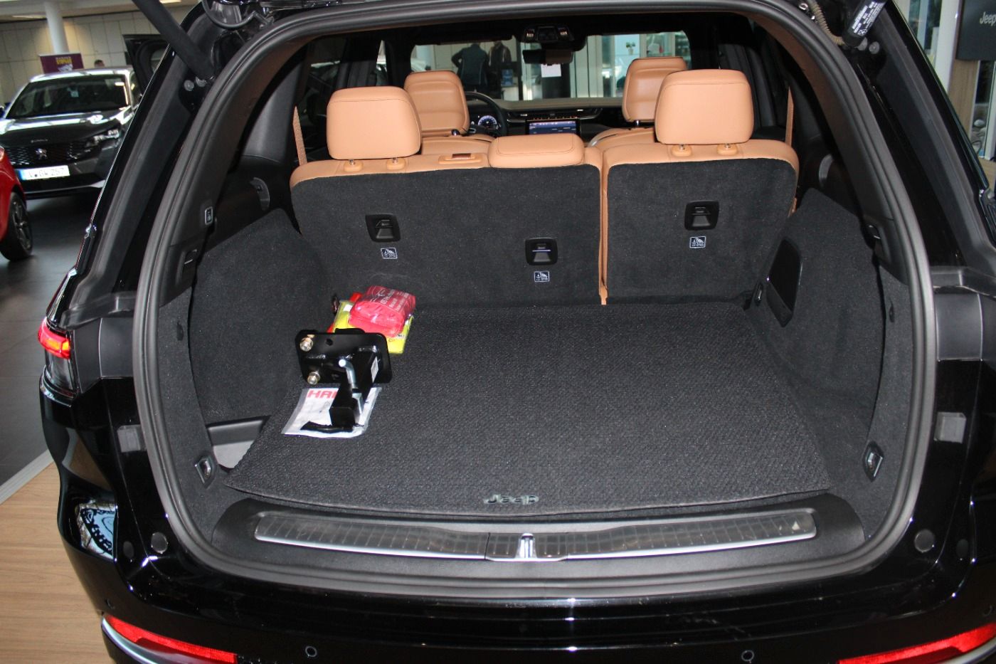 Jeep Grand Cherokee 5.7 L V8 Hemi 360° Kamera