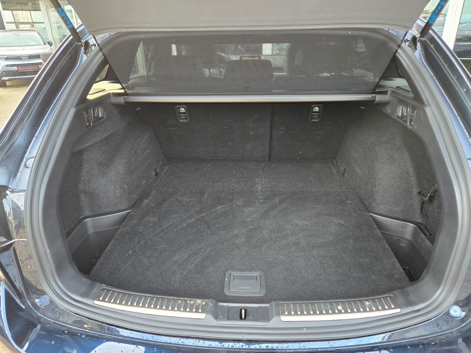 Mazda 6 Kombi Takumi LEDER/AHK/HUD/TOT/ABSTAND/EL.SD