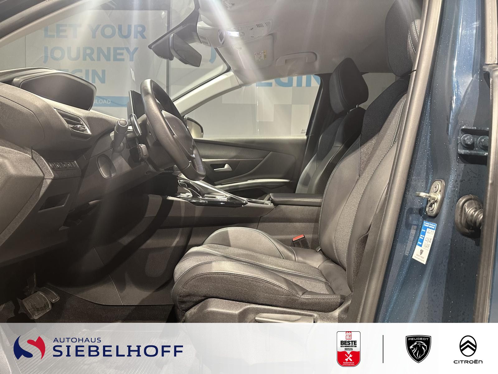 Peugeot 3008 Allure Hybrid 225 e-EAT8