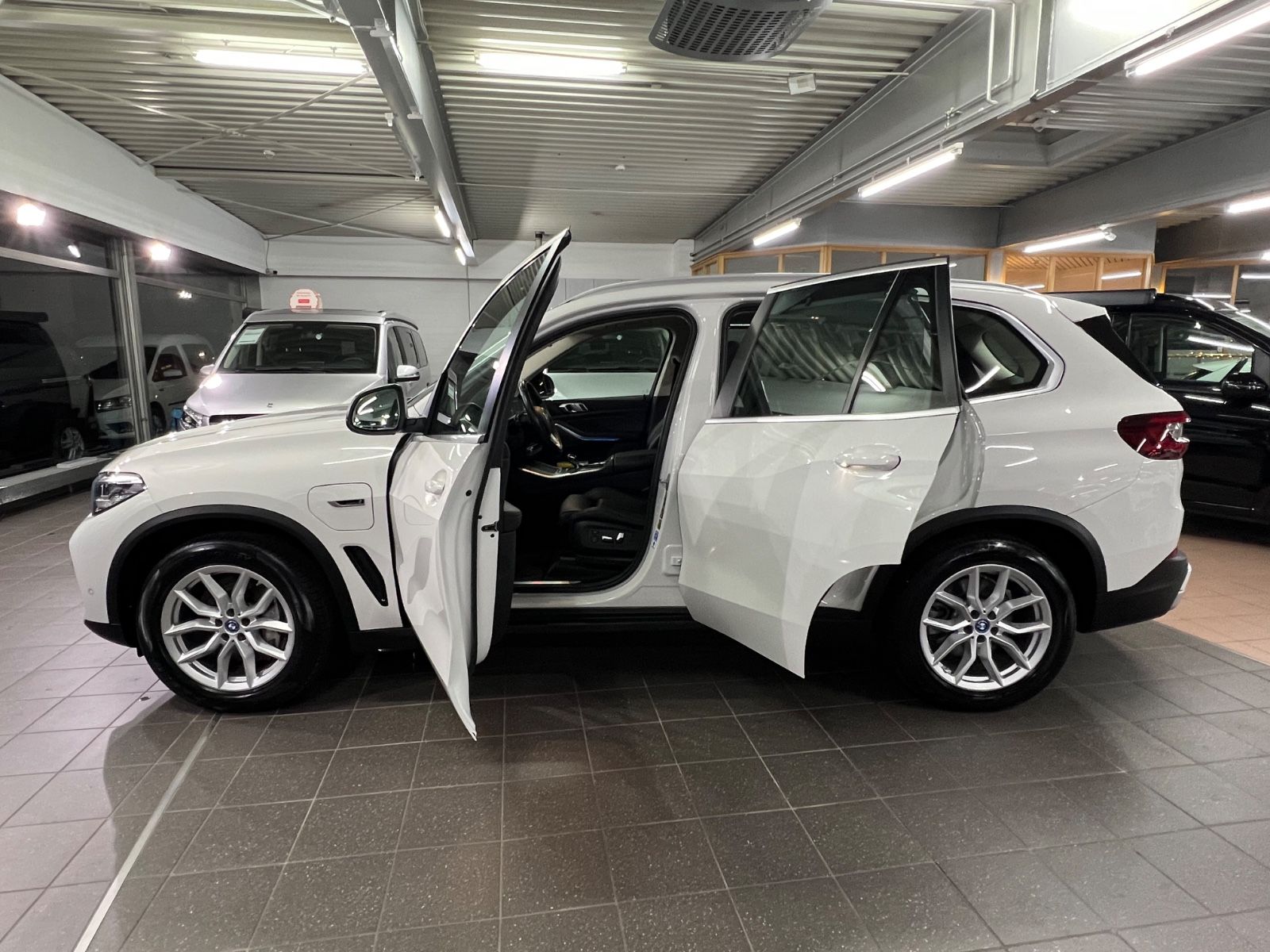 BMW X5 xDrive 45 e ACC+PARKPLUS+Pano+HuD+VERNASCA