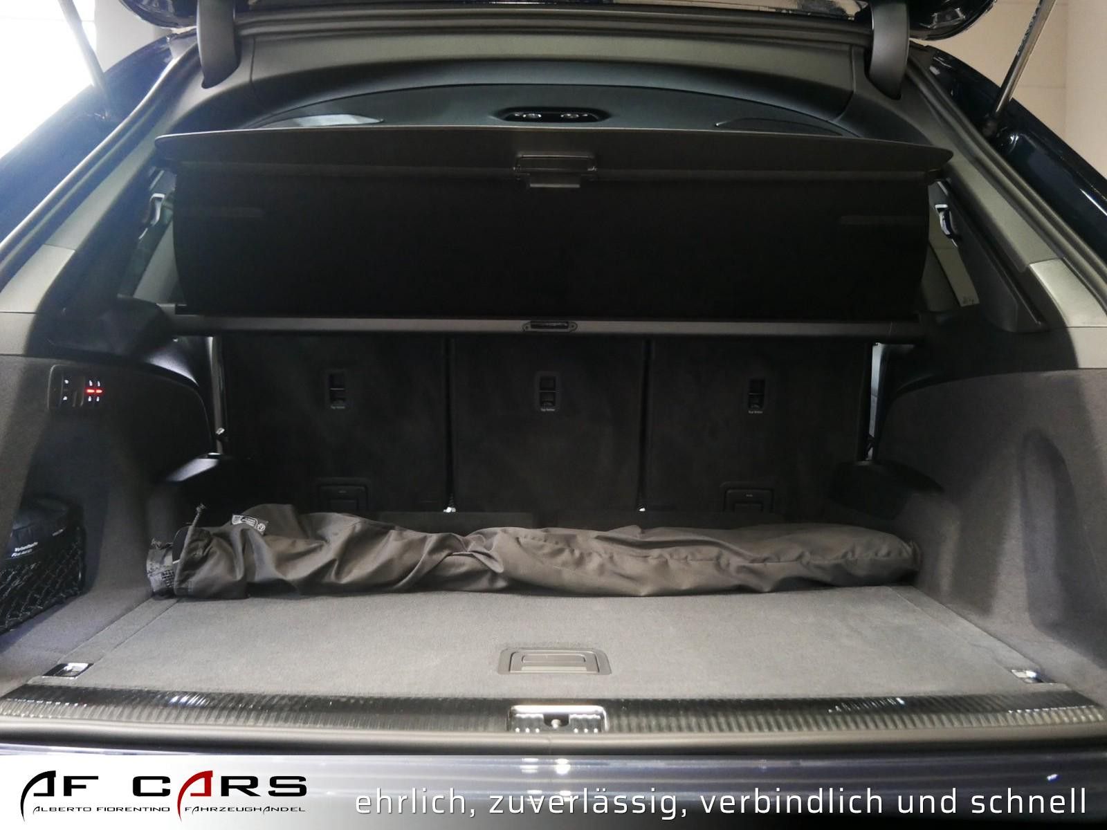 Audi Q7 50 TDI quattro S line S Sport 7 Seat Matrix