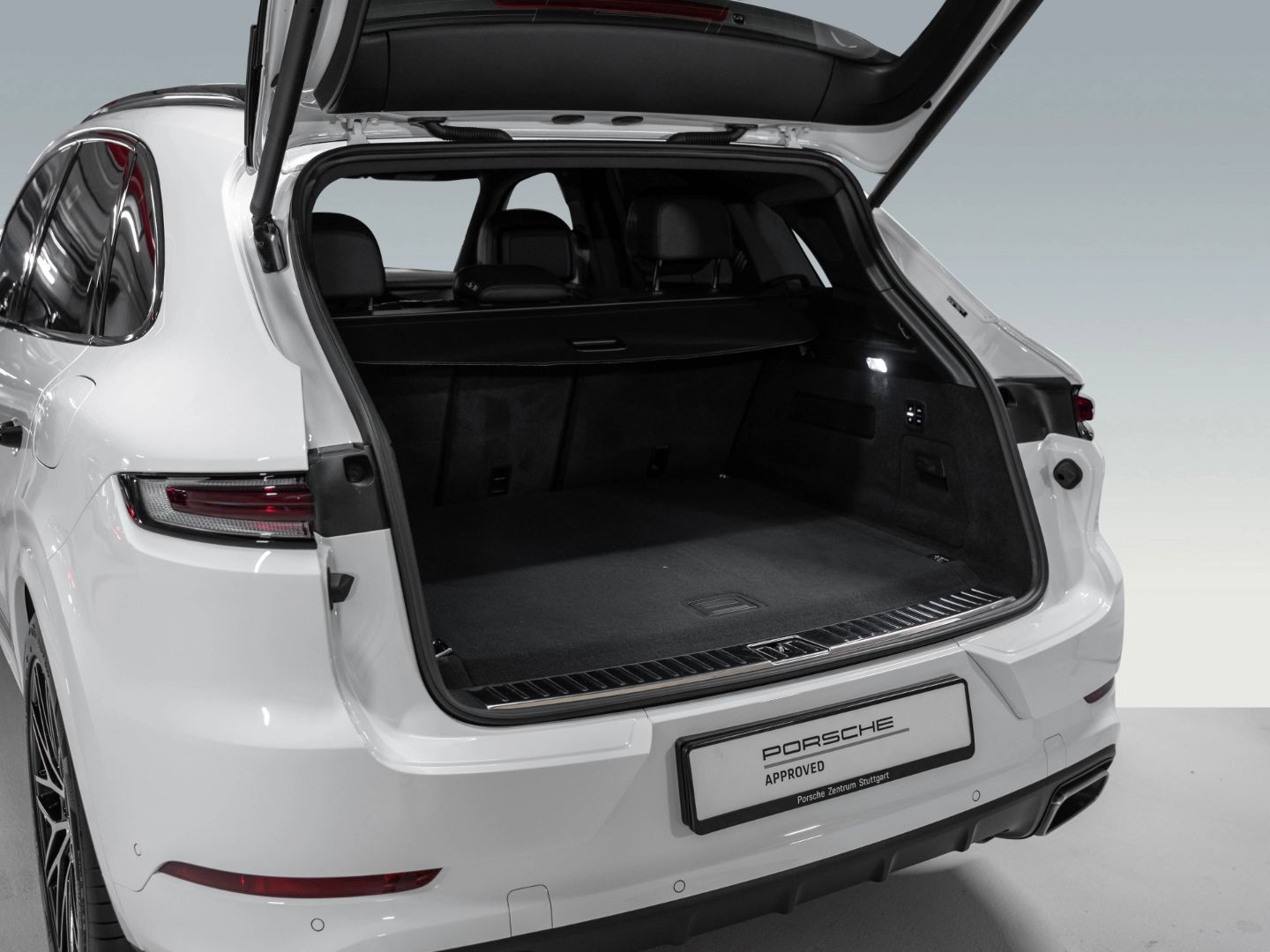 Porsche Cayenne E-Hybrid BOSE PASM HeadUp InnoDrive