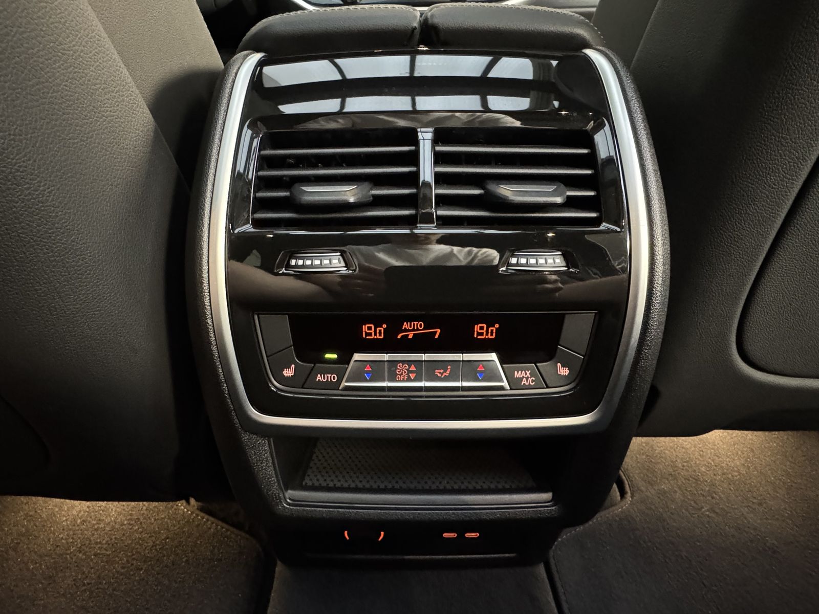 BMW X5 xDr40d M Sport Pro 22Zoll Luftfeder AHK ACC