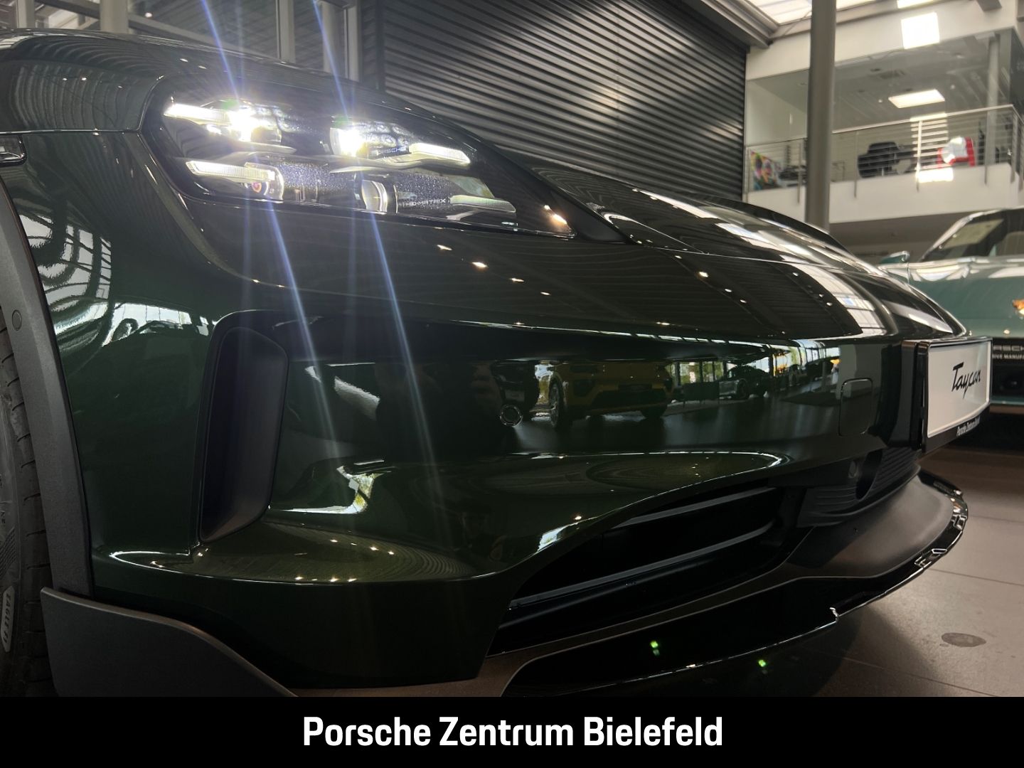 Porsche Taycan 4 Cross Turismo BOSE LED-Matrix Panorama