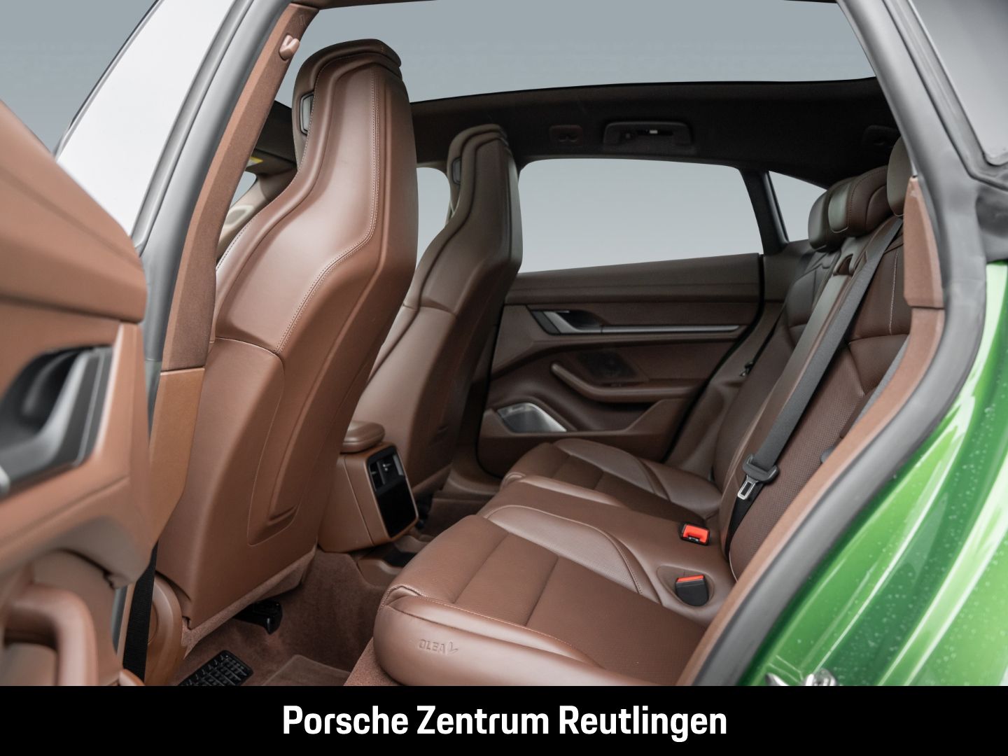 Porsche Taycan 4S Cross Turismo Burmester Surround-View