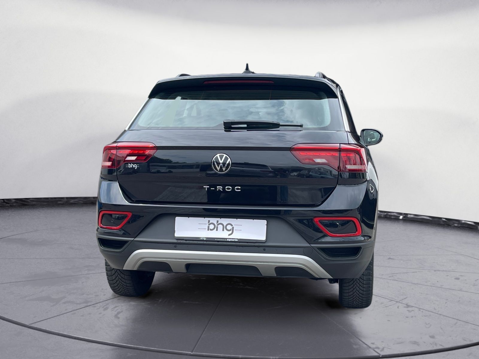 Volkswagen T-Roc Life 1.0 l TSI - Samsaru's Car Outlet