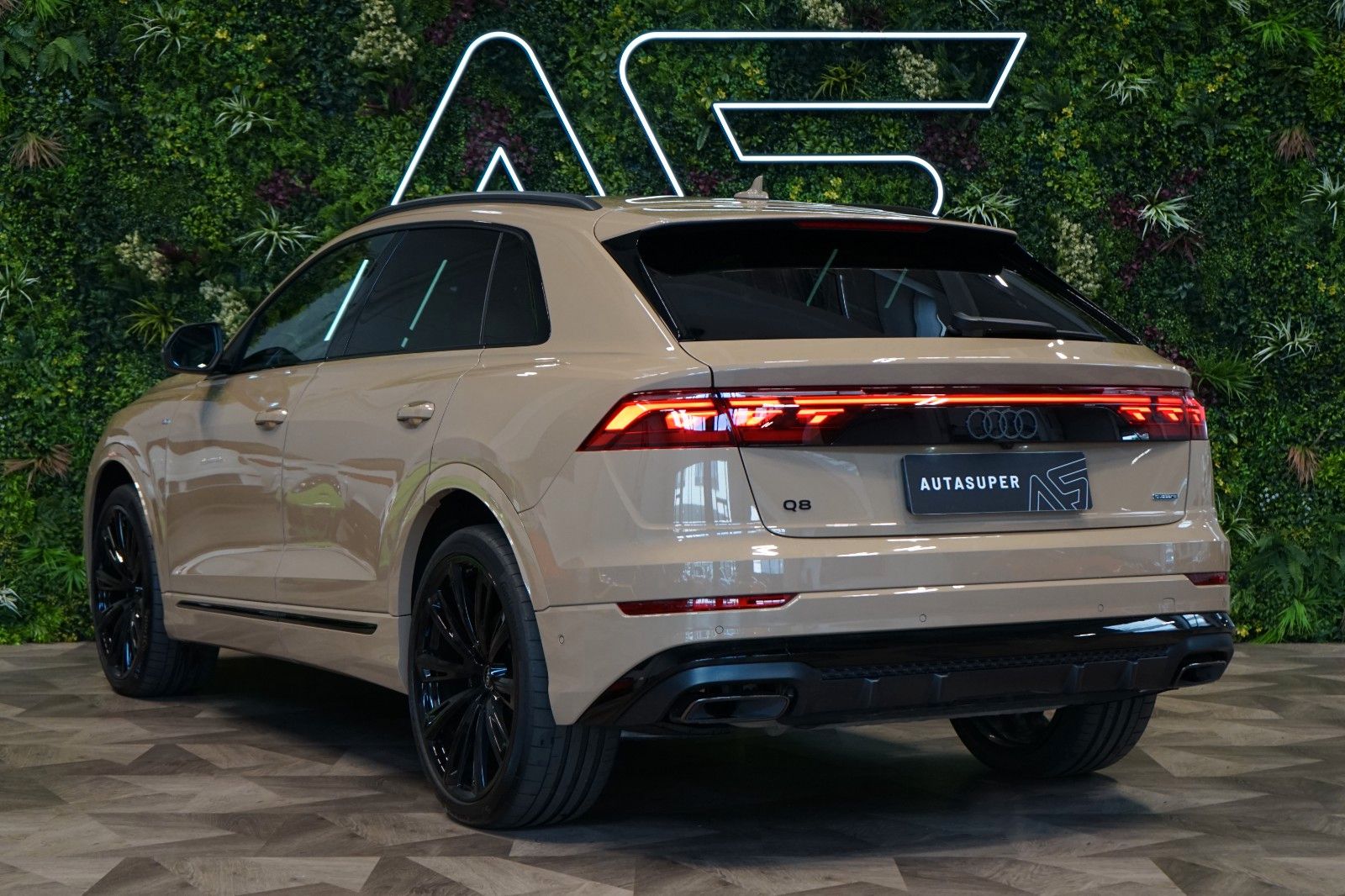 Audi Q8 50 TDI - Samsaru's Car Outlet