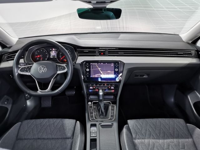 Volkswagen Passat Variant Business - Samsaru's Car Outlet
