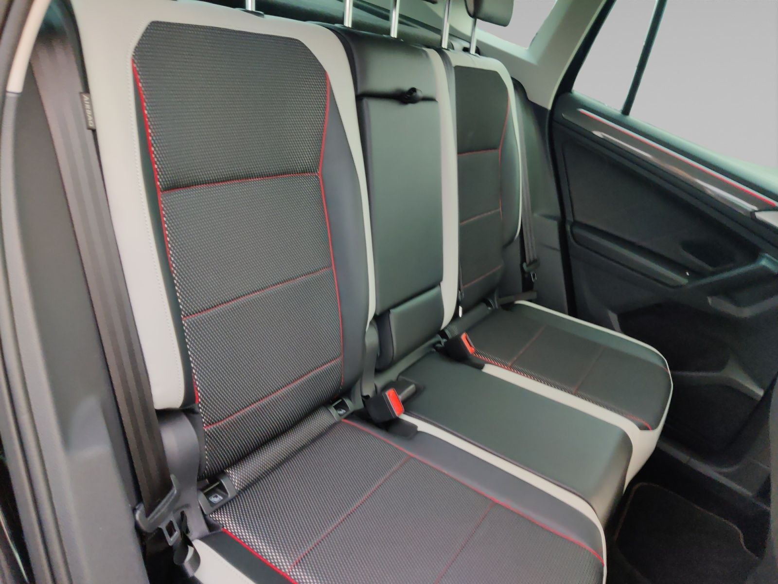 Volkswagen Tiguan 2.0 TSI DSG Life 4Motion HUD AHK