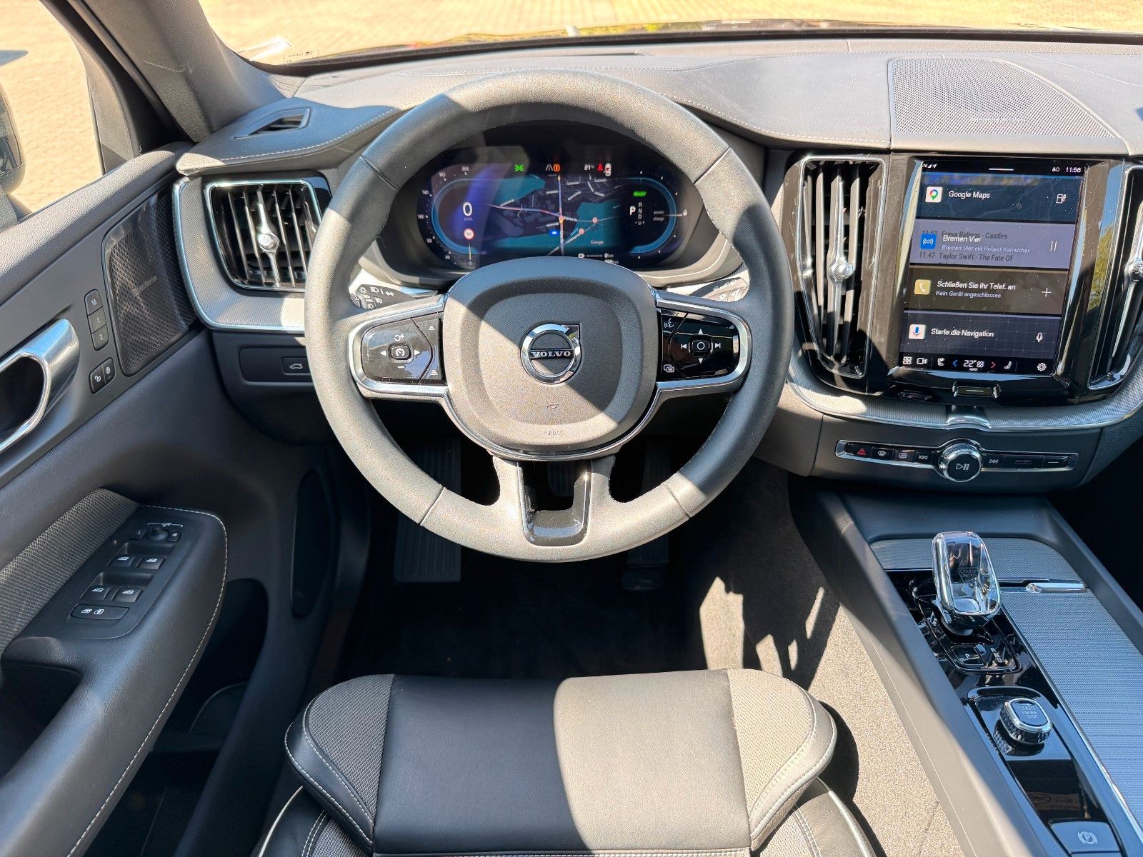 Volvo XC60 T8 AWD ULTIMATE DARK-AHK-Luft-Pano-Sthg-21"