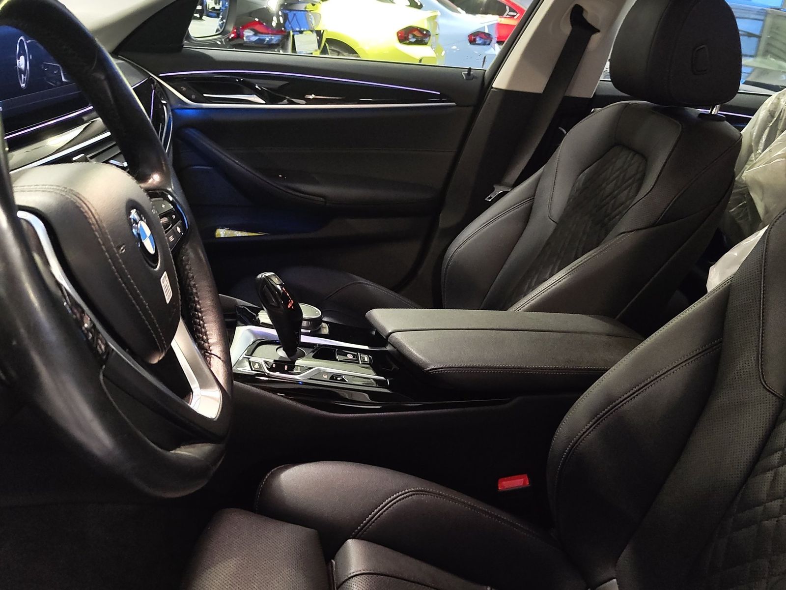 BMW 530e xDrive Lim. NaviProf*Parkassist*Sportsitze