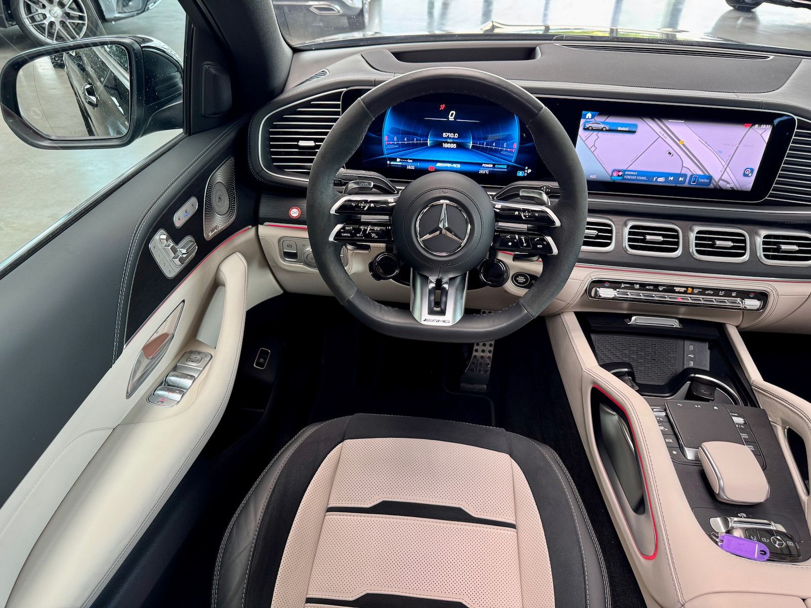 Mercedes-Benz GLE 63 S AMG 4M+ Coupe Pano AIRMATIC DISTRONIC P