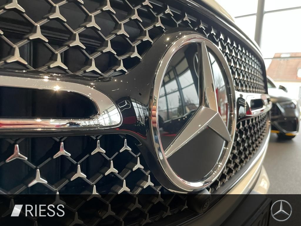 Mercedes-Benz GLC 200 d AMG+PANO+AHK+DIGI LIGHT+KEYL+DISTRONIC