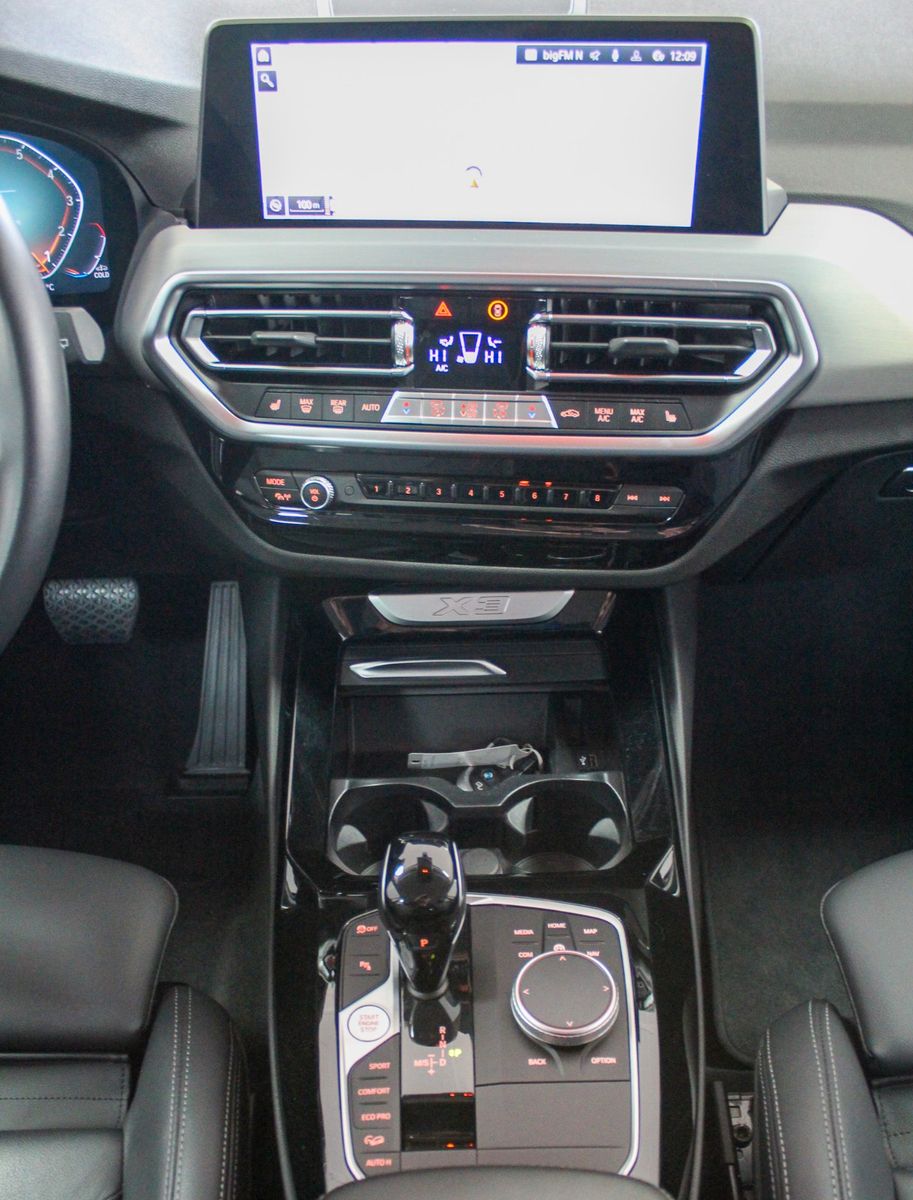 BMW X3 xDrive 20i Automatik Leder Kamera 1.Hand LED