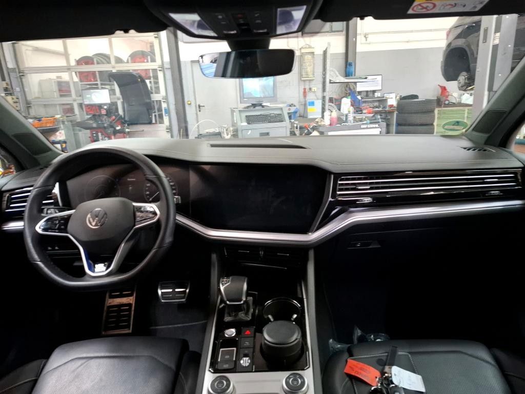 Volkswagen Touareg R 3.0 eHybrid 4M*PANO*AHK*HuD*MATRIX-LED