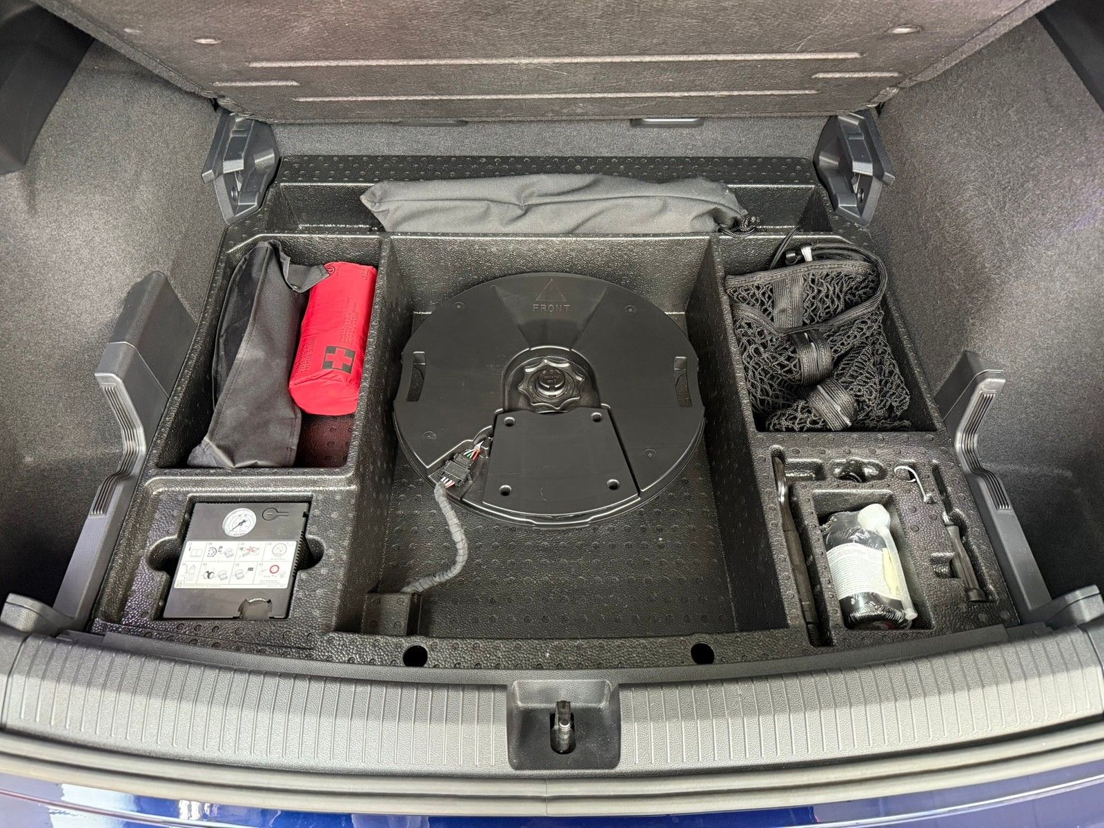 Volkswagen Tiguan Allsp. Elegance 2,0 TDI  +AHK+Navi+Kamera