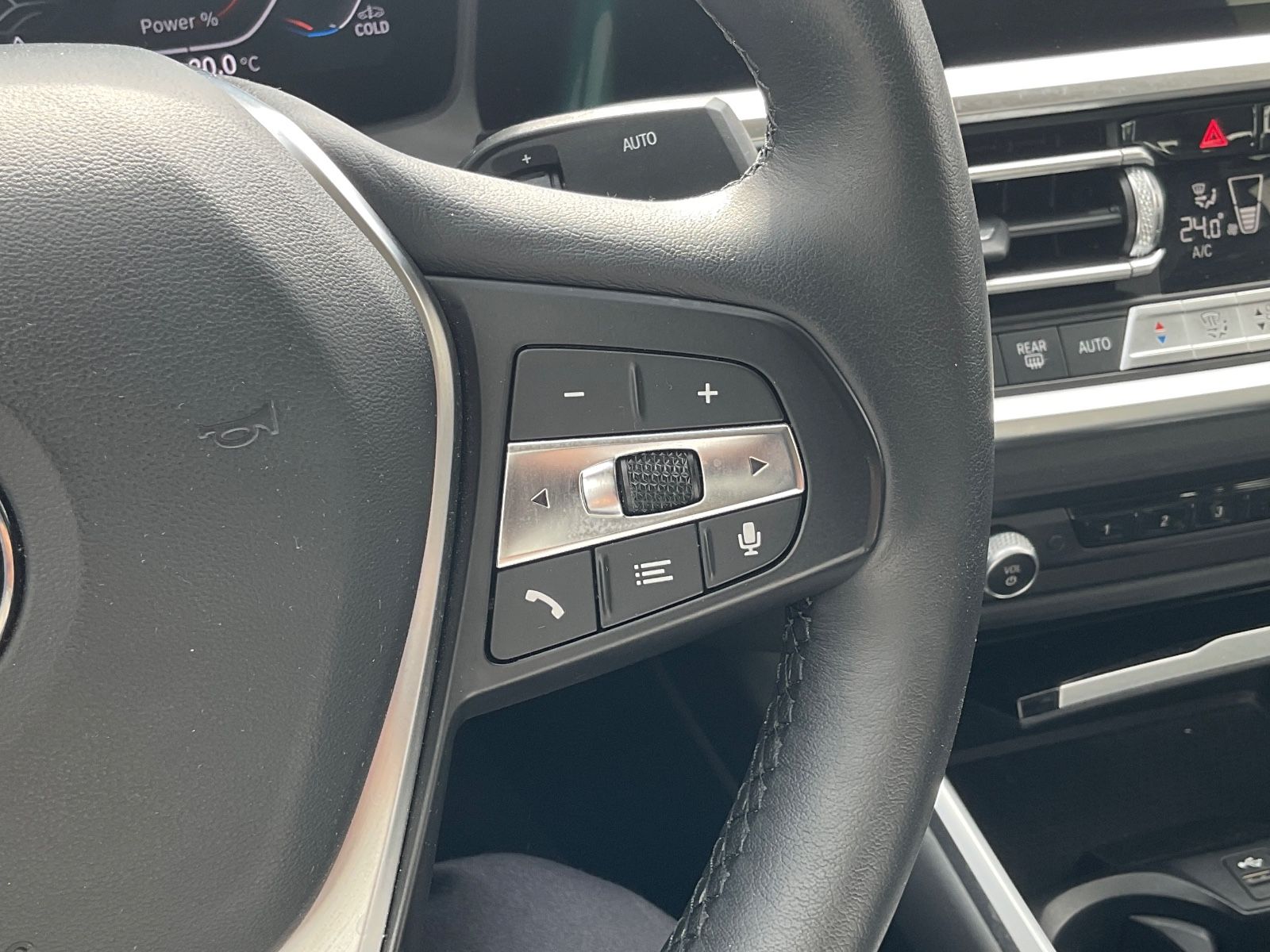 BMW 320d Lim. xDrive ACC HeadUp Lane Laserlicht ViCo
