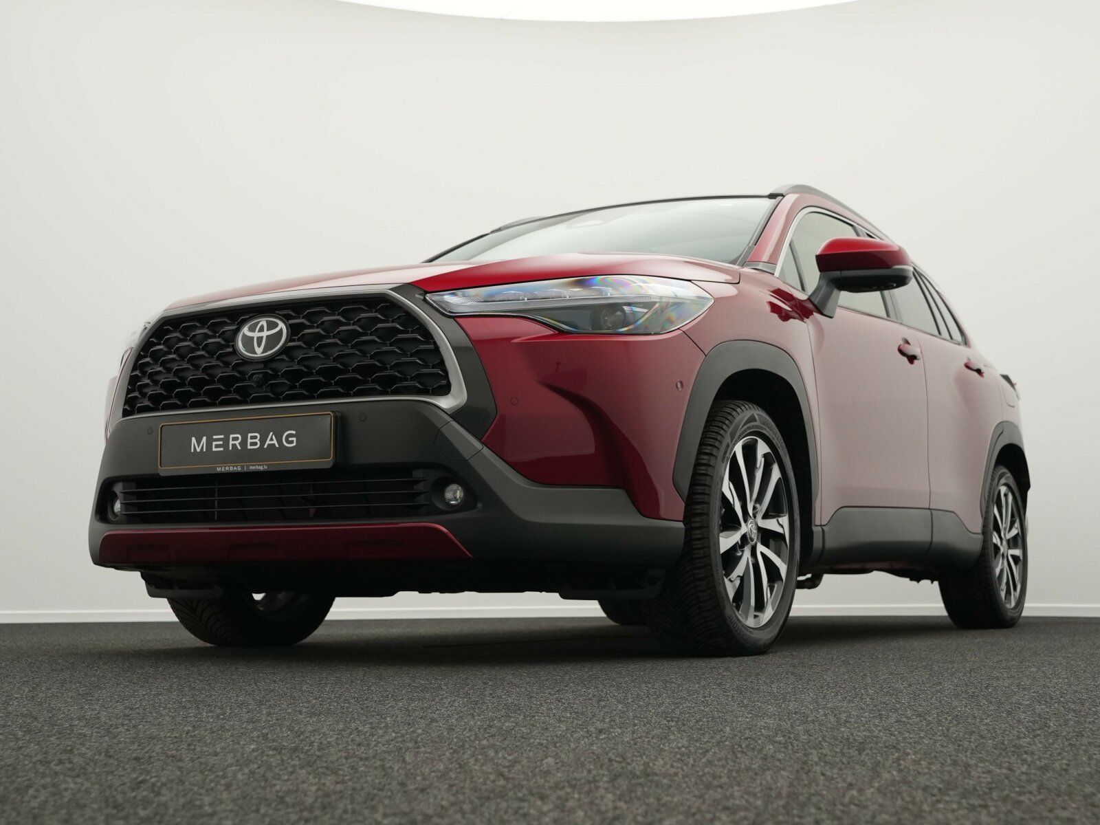 Toyota Corolla Cross 2.0 Hybrid Lounge FWD