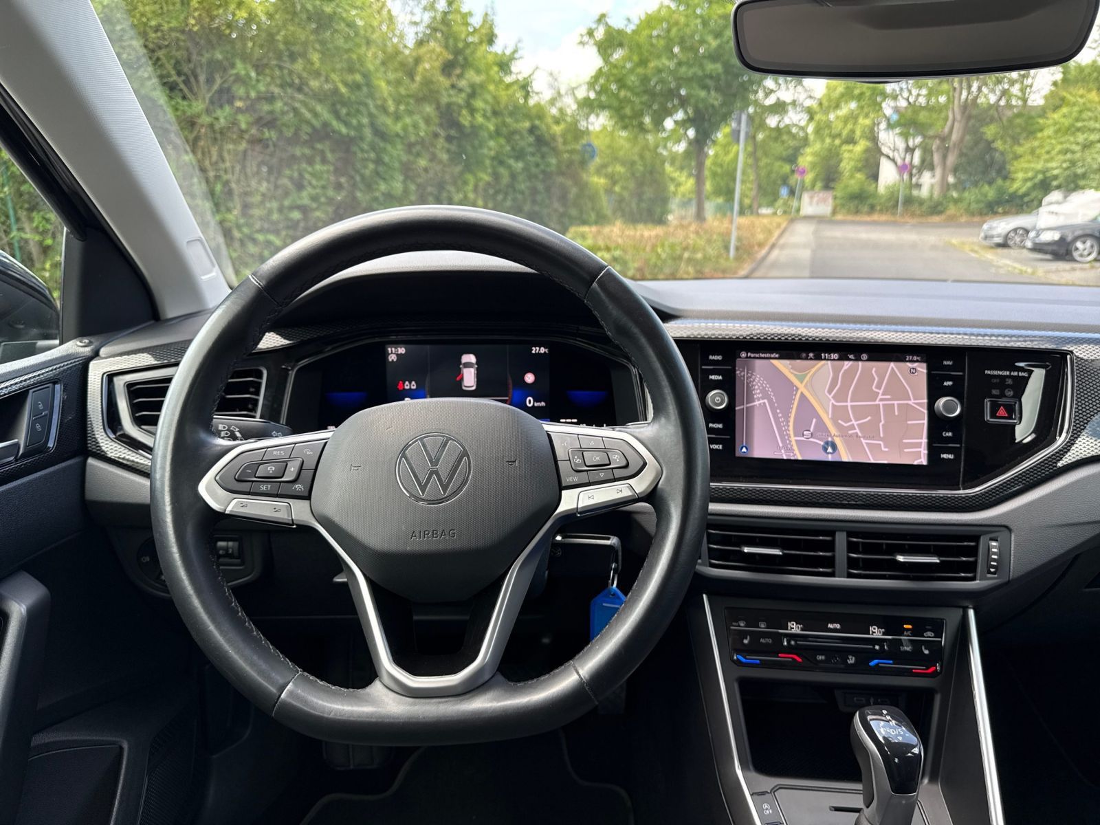 Volkswagen Polo Life 1.0 TSI DSG - Samsaru's Car Outlet