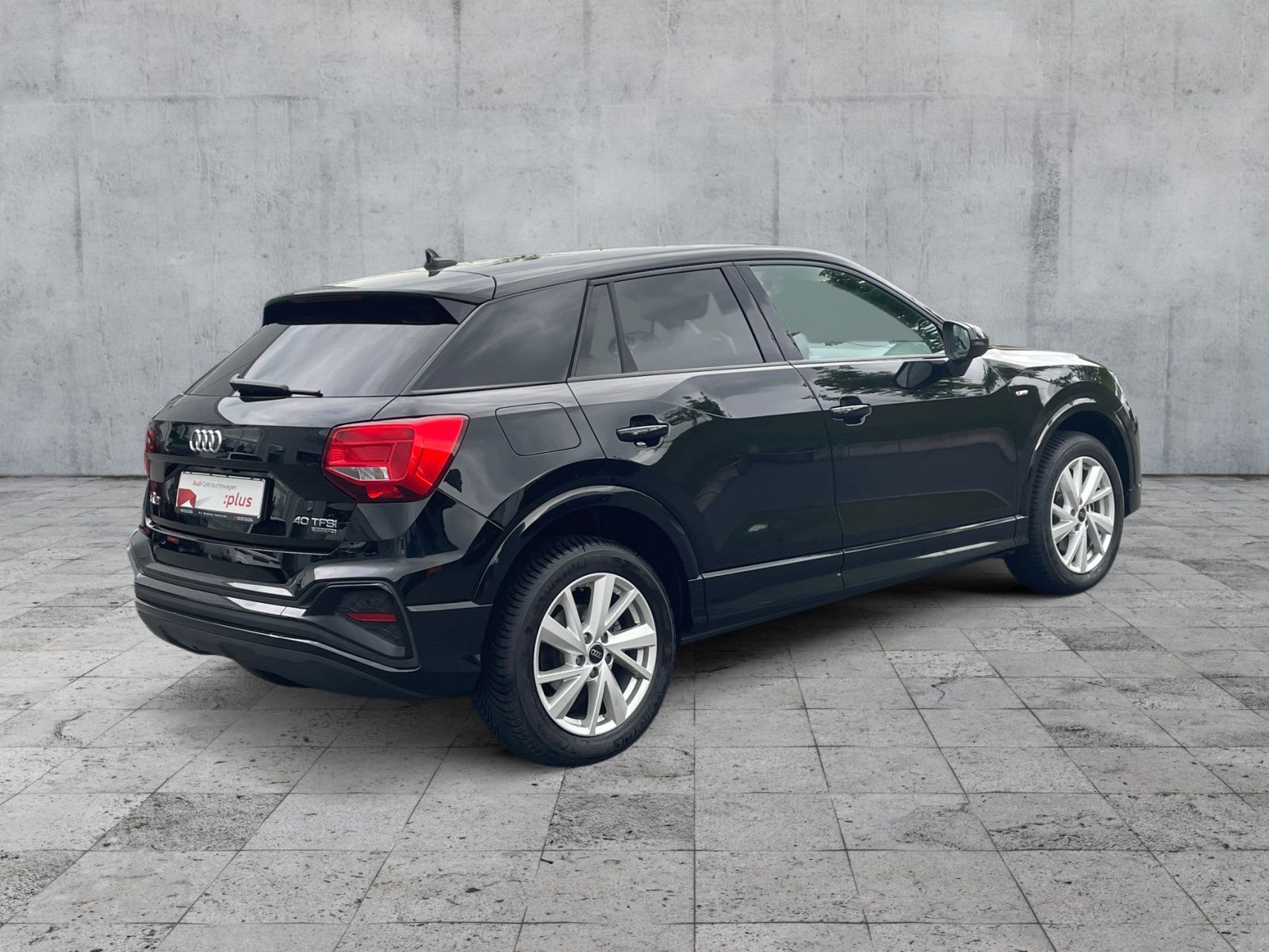 Audi Q2 40 TFSI QU S-TR S-LINE LED+NAVI+RFK+ACC+AHK