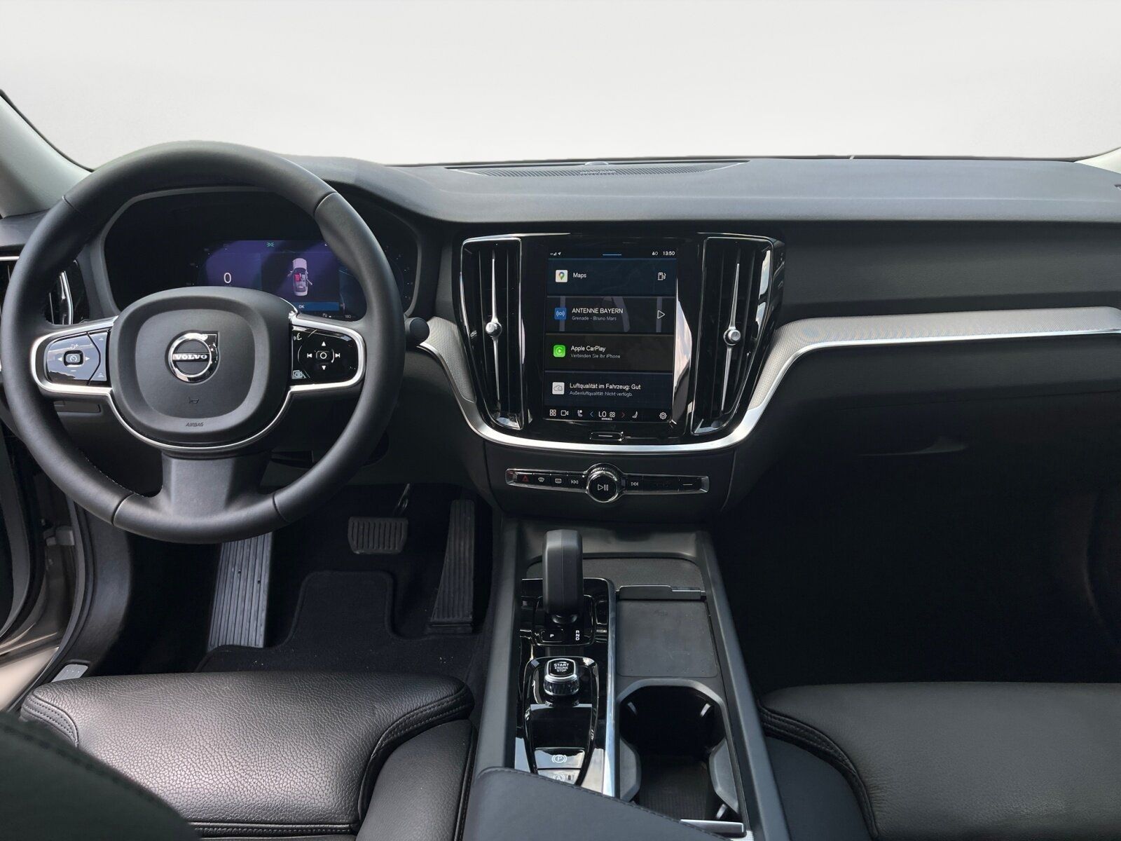 Volvo S60 B4 Plus Dark AHK+STH+SITZH+RFK+NAVI+TEMPOMAT