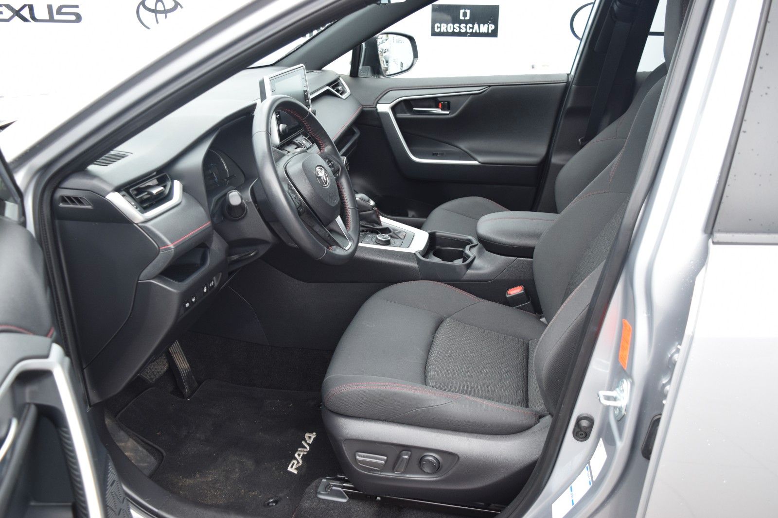 Toyota RAV 4 Plug-in Hybrid - Samsaru's Car Outlet